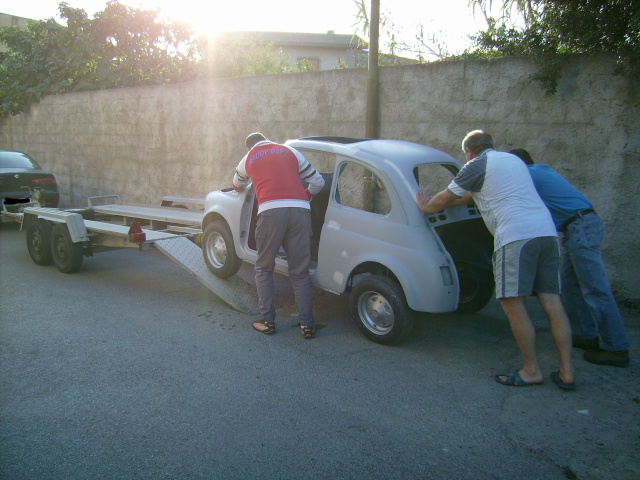 di buona mattina il trasporto in carrozzeria